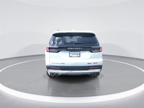 Used 2024 GMC Acadia Denali w/ Super Cruise Package image 7
