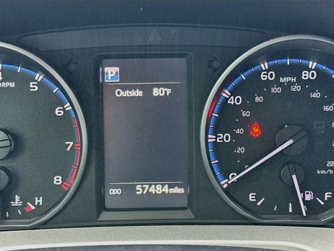 Used 2018 Toyota RAV4 LE w/ All Weather Liner Package FWD image 8