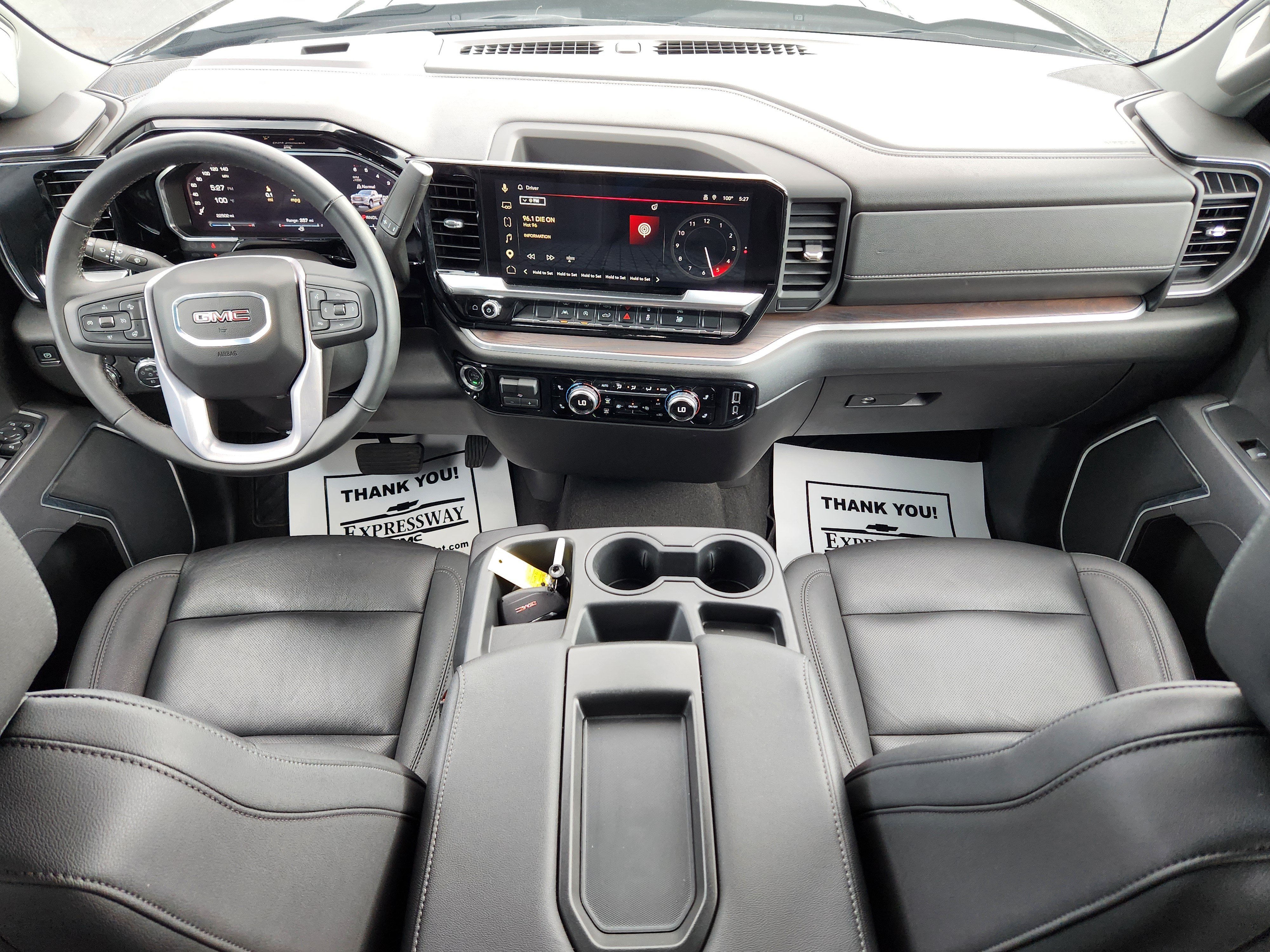 Used 2026 GMC Sierra 1500 SLT AWD/4WD image 16