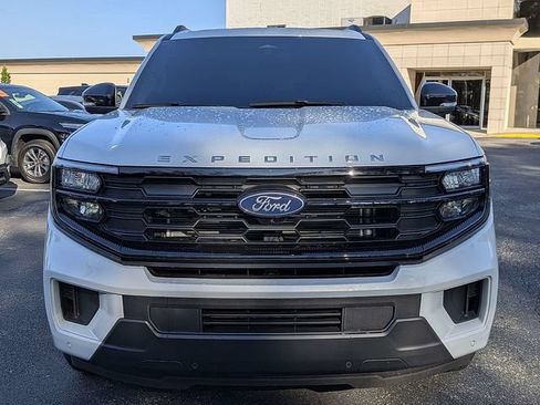 Used 2025 Ford Expedition Max Active AWD/4WD image 6