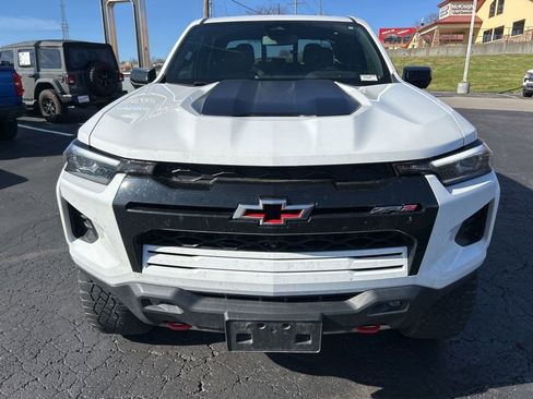 Used 2023 Chevrolet Colorado ZR2 w/ ZR2 Convenience Package III image 2