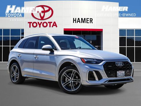 Used 2022 Audi Q5 e Premium Plus w/ Premium Plus Package AWD/4WD image 1