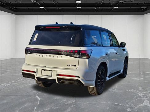 New 2026 INFINITI QX80 Autograph w/ Premium Cargo Package image 5