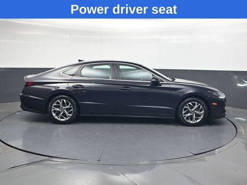Used 2023 Hyundai Sonata SEL w/ Preferred Accessory Package FWD image 3