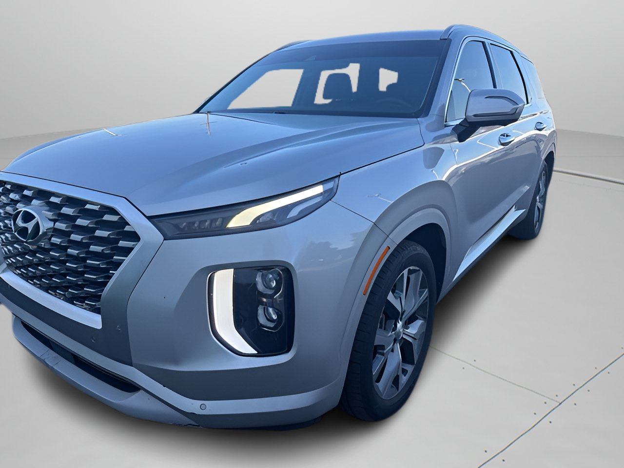 Used 2021 Hyundai Palisade Limited w/ Cargo Package AWD/4WD image 2