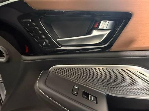 Used 2022 Acura MDX Technology image 34