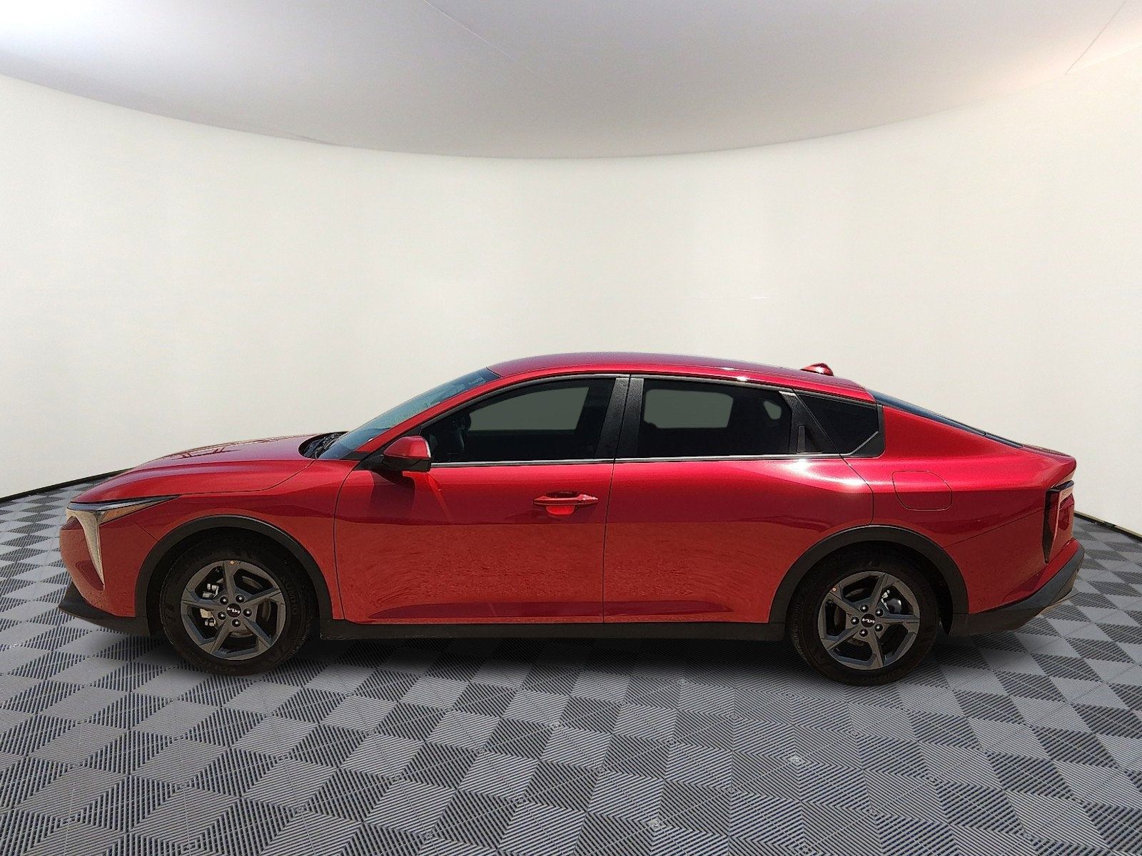 Used 2025 Kia K4 FWD image 2