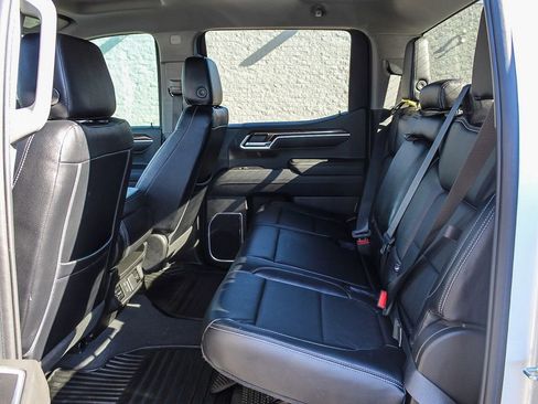 Used 2022 GMC Sierra 1500 Elevation image 18