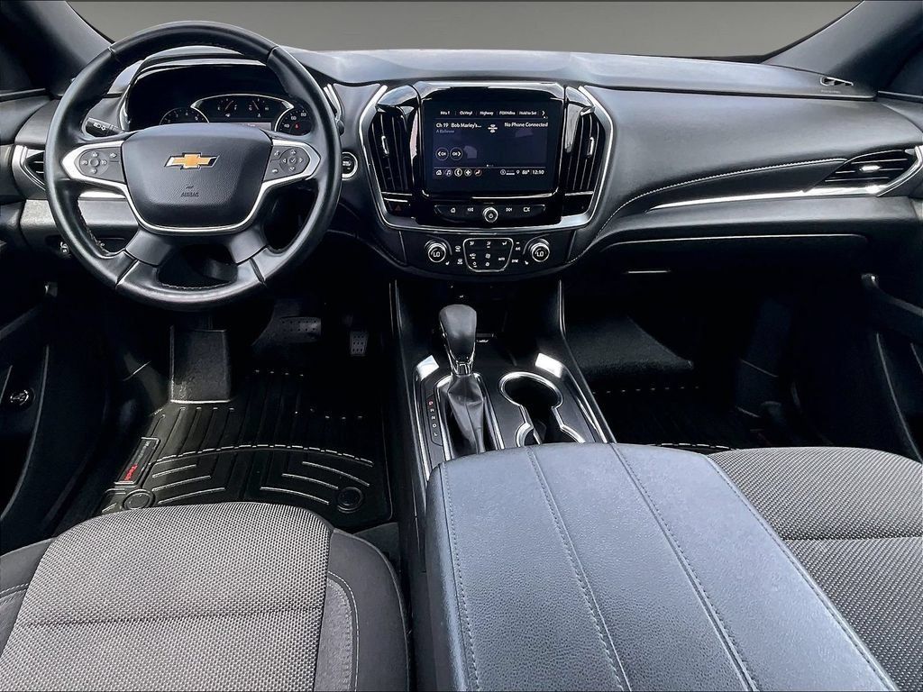 Used 2023 Chevrolet Traverse LT AWD/4WD image 21