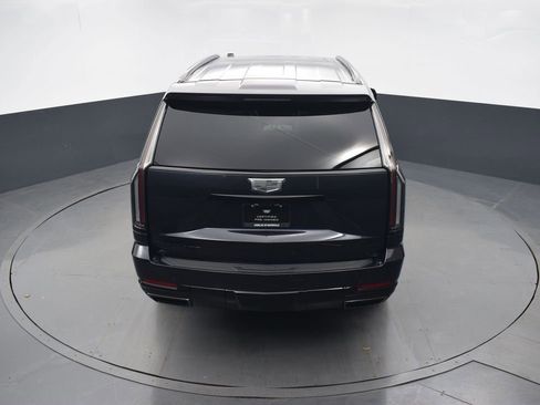Certified 2026 Cadillac Escalade Platinum Sport w/ LPO, ONYX Package image 44