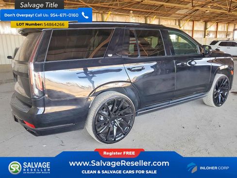 Used 2023 Cadillac Escalade Sport Platinum w/ LPO, ONYX Package AWD/4WD image 4