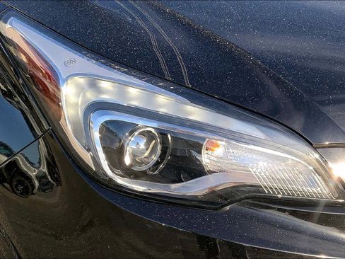 Used 2019 Buick Envision Essence image 26