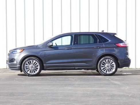 Used 2020 Ford Edge Titanium w/ Equipment Group 301A image 40