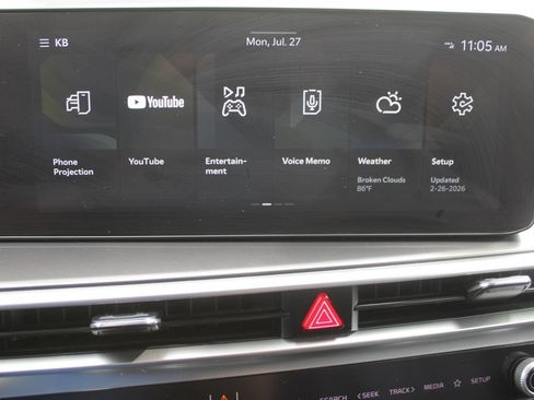 Certified 2025 Kia Sorento S FWD image 44