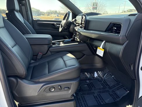 New 2026 Chevrolet Suburban RST w/ Advanced Technology Package image 24