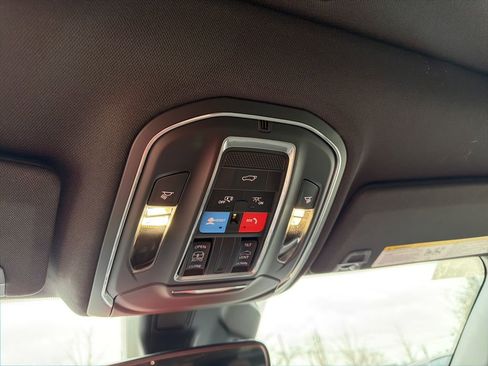 Certified 2024 Jeep Grand Cherokee Altitude AWD/4WD image 10