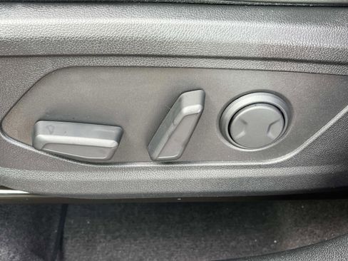 New 2025 Kia Sorento S w/ Panoramic Sunroof Package image 22