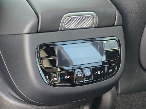 New 2026 Hyundai Ioniq 9 SE AWD/4WD image 31