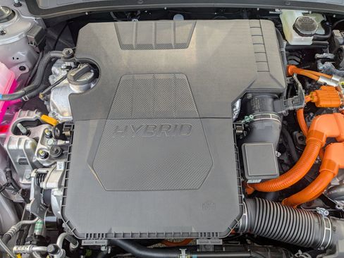 New 2025 Hyundai Elantra Limited image 27