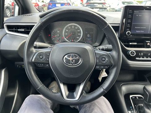 Used 2022 Toyota Corolla SE FWD image 11