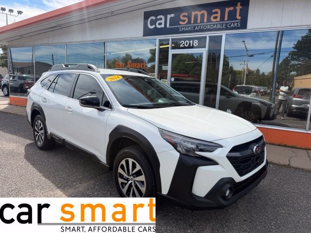 Used 2024 Subaru Outback Premium AWD/4WD image 1