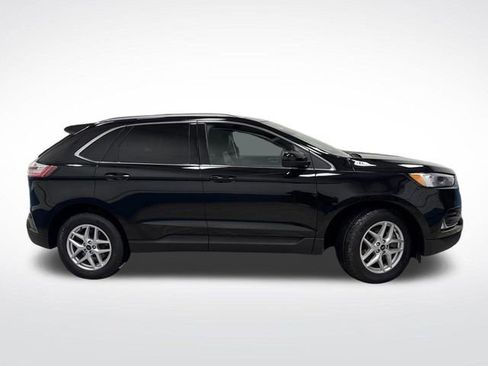 Used 2022 Ford Edge SEL w/ Convenience Package image 2