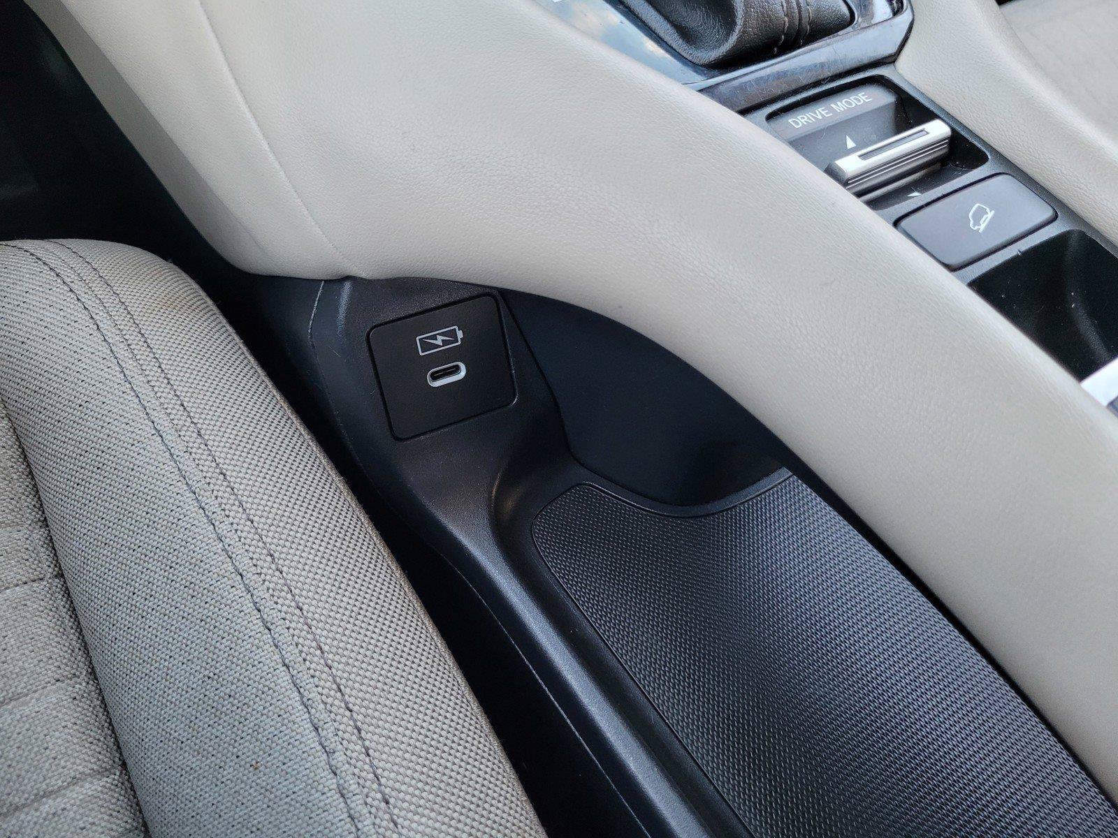 Used 2024 Honda HR-V LX image 23