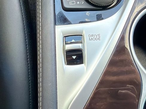 Used 2018 INFINITI Q50 Luxe w/ Essential Package (3.0T Luxe) RWD image 28