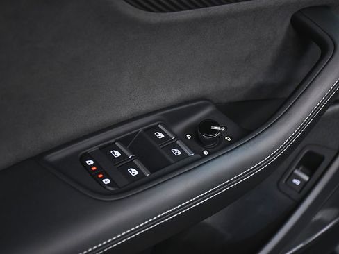 Used 2023 Audi RS Q8 w/ Black Optic Package AWD/4WD image 10