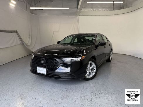 Used 2023 Honda Accord LX image 1