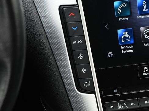 Used 2021 INFINITI Q50 Luxe image 36