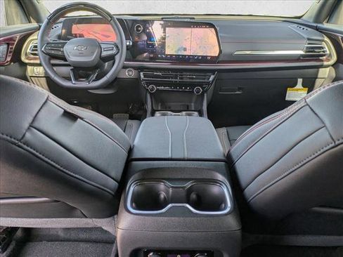 New 2026 Chevrolet Traverse RS image 14