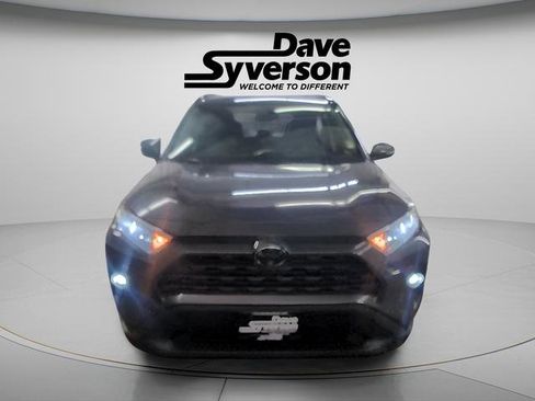 Used 2020 Toyota RAV4 XLE Premium image 2
