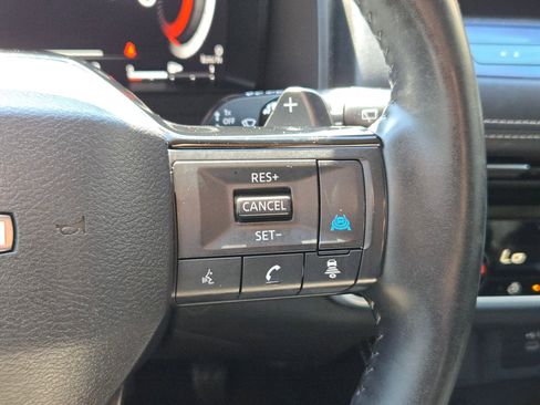 Certified 2025 Nissan Rogue Platinum AWD/4WD image 20