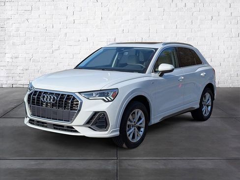 Certified 2025 Audi Q3 2.0T Premium Plus w/ Premium Plus Package image 4