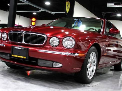 Used 2004 Jaguar XJ8 image 5