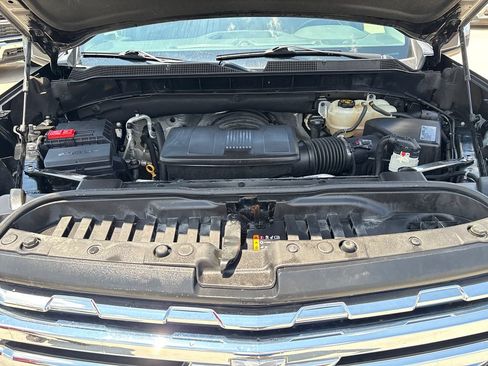 Used 2020 Chevrolet Silverado 1500 LTZ w/ LTZ Premium Package AWD/4WD image 27