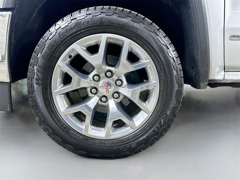 Used 2018 GMC Sierra 1500 SLT w/ SLT Premium Package image 8