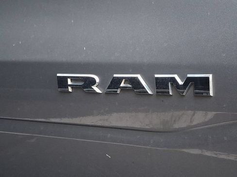 Used 2019 RAM 1500 Big Horn AWD/4WD image 8