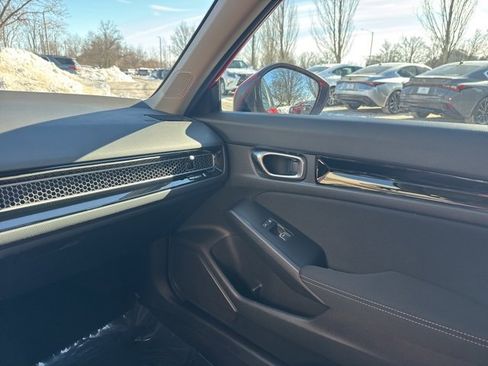 Used 2024 Honda Civic EX image 30