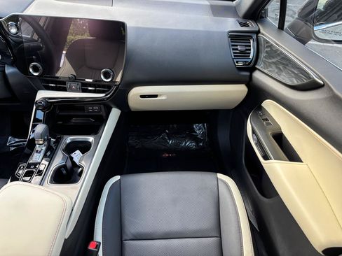 Used 2024 Lexus NX 350h AWD w/ Cold Area Package image 18