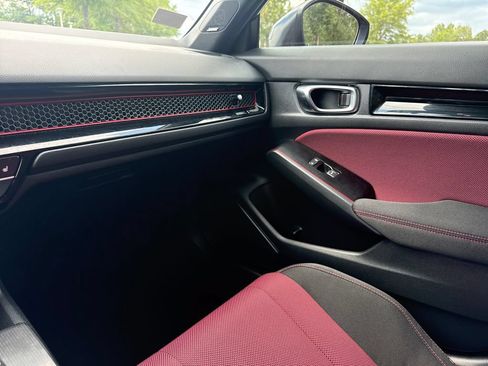 Certified 2025 Honda Civic Si image 18