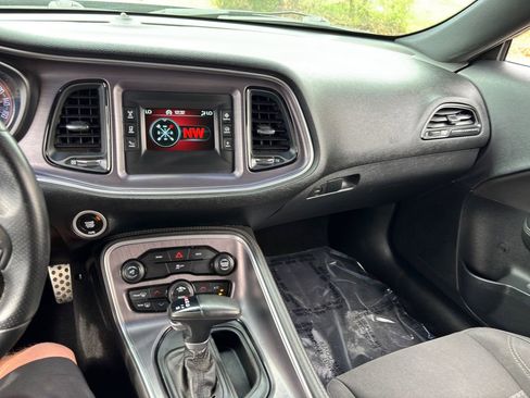 Used 2016 Dodge Challenger R/T w/ Blacktop Package image 25