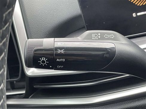 Used 2025 Kia Sorento S w/ Panoramic Sunroof Package image 19