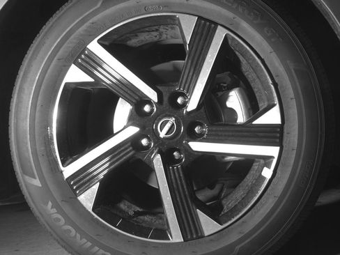 Used 2025 Nissan Sentra SV image 13