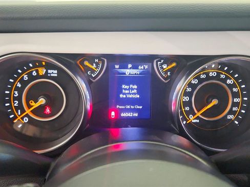 Used 2022 Jeep Gladiator Sport AWD/4WD image 25