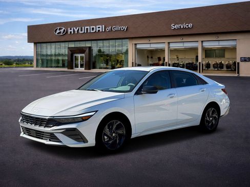 New 2026 Hyundai Elantra SEL Sport Premium FWD image 2