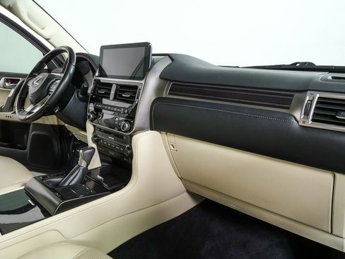 Used 2022 Lexus GX 460 Luxury image 24