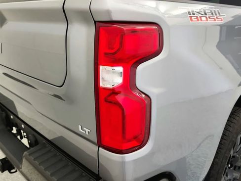Used 2025 Chevrolet Silverado 1500 LT Trail Boss image 32