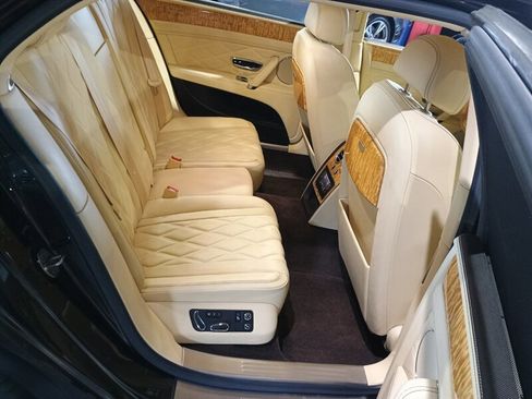 Used 2016 Bentley Flying Spur V8 AWD/4WD image 34